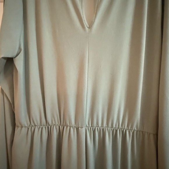 Forever 21 Plus Green Long Sleeve Romper - Picture 8 of 10